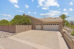 8452 W Donald Dr, Peoria, AZ 85383 - Photo 9