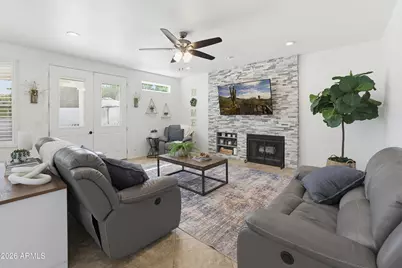 13 W Silverwood Drive, Phoenix, AZ 85045 - Photo 11