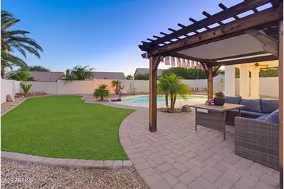 13 W Silverwood Drive, Phoenix, AZ 85045 - Photo 27