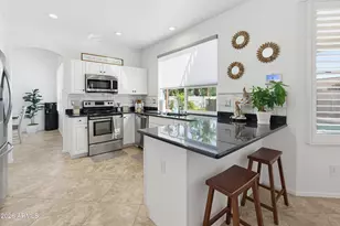 13 W Silverwood Dr, Phoenix, AZ 85045 - Photo 47