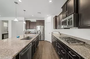 9895 W Via Del Sol, Peoria, AZ 85383 - Photo 17