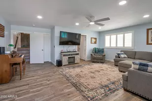 14 S Golden Key Dr, Gilbert, AZ 85233 - Photo 21