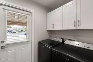 224 E Oxford Dr, Tempe, AZ 85283 - Photo 11