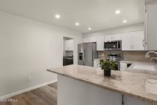 224 E Oxford Dr, Tempe, AZ 85283 - Photo 7