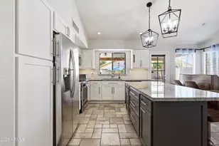 8875 S Ash Ave, Tempe, AZ 85284 - Photo 5