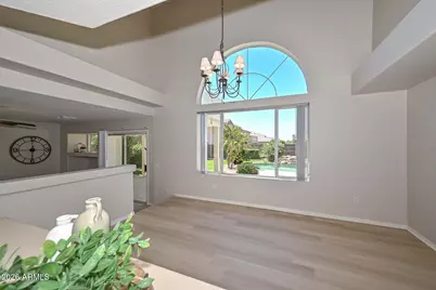 9715 W Sunnyslope Lane, Peoria, AZ 85345 - Photo 15