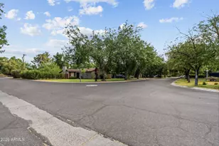 115 E Encanto Dr, Tempe, AZ 85281 - Photo 65