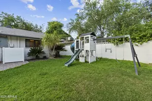 115 E Encanto Dr, Tempe, AZ 85281 - Photo 51