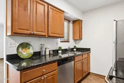 5877 N Granite Reef Road #1124, Scottsdale, AZ 85250 - Photo 9