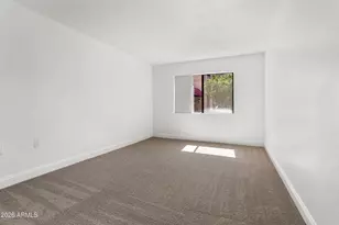 3033 E Devonshire Ave, Phoenix, AZ 85016 - Photo 13