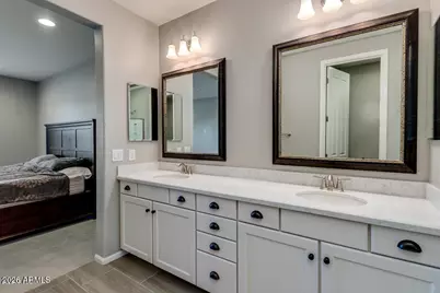 2477 W Market Place #Unit 32, Chandler, AZ 85248 - Photo 19