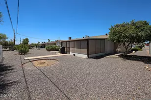 11621 N Desert Hills Dr W, Sun City, AZ 85351 - Photo 37