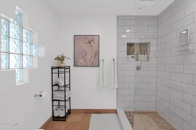 6433 E Badgett Lane, Paradise Valley, AZ 85253 - Photo 13