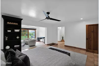 6433 E Badgett Lane, Paradise Valley, AZ 85253 - Photo 9