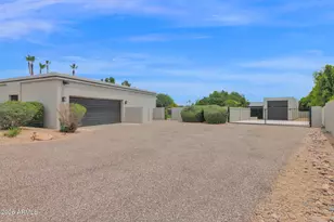 6433 E Badgett Ln, Paradise Valley, AZ 85253 - Photo 5