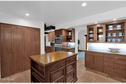 6433 E Badgett Lane, Paradise Valley, AZ 85253 - Photo 35