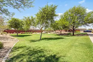 17173 W Buckhorn Trl, Surprise, AZ 85387 - Photo 27