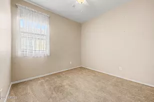 17173 W Buckhorn Trl, Surprise, AZ 85387 - Photo 21