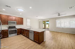 17173 W Buckhorn Trl, Surprise, AZ 85387 - Photo 9