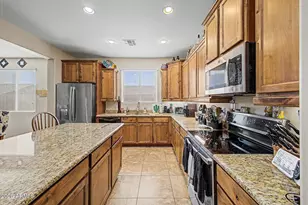 18393 W Bridger St, Surprise, AZ 85388 - Photo 9