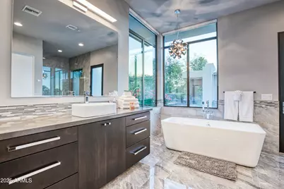 7008 N 69th Place, Paradise Valley, AZ 85253 - Photo 13