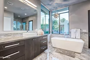 7008 N 69th Pl, Paradise Valley, AZ 85253 - Photo 13