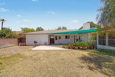 2210 W Meadow Drive, Phoenix, AZ 85023 - Photo 35