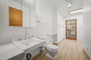 2210 W Meadow Dr, Phoenix, AZ 85023 - Photo 25