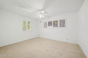 2210 W Meadow Dr, Phoenix, AZ 85023 - Photo 17