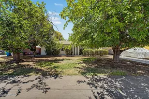 2210 W Meadow Dr, Phoenix, AZ 85023 - Photo 1