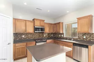 15904 N 22nd Ln, Phoenix, AZ 85023 - Photo 13