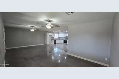 18209 N 7th Drive, Phoenix, AZ 85023 - Photo 7