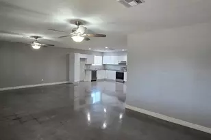 18209 N 7th Dr, Phoenix, AZ 85023 - Photo 7
