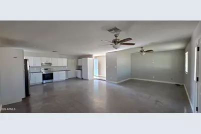 18209 N 7th Drive, Phoenix, AZ 85023 - Photo 5