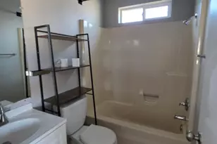 18209 N 7th Dr, Phoenix, AZ 85023 - Photo 11