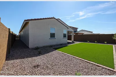 9028 W Georgia Avenue, Glendale, AZ 85305 - Photo 21