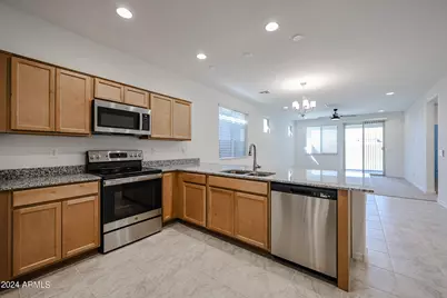 9028 W Georgia Avenue, Glendale, AZ 85305 - Photo 3