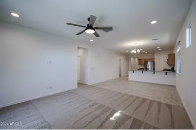9028 W Georgia Avenue, Glendale, AZ 85305 - Photo 5