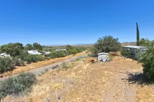 17414 E Meadow Ln, Mayer, AZ 86333 - Photo 23