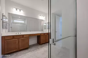 8752 W Medlock Dr, Glendale, AZ 85305 - Photo 23