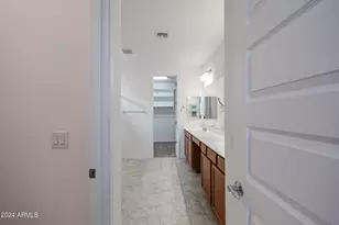 8752 W Medlock Dr, Glendale, AZ 85305 - Photo 21