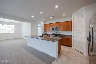 8752 W Medlock Dr, Glendale, AZ 85305 - Photo 5