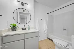 5865 E Thomas Rd, Scottsdale, AZ 85251 - Photo 21