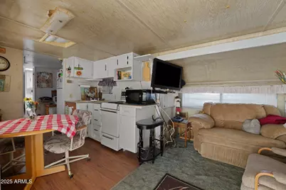 39984 Montana Drive, Salome, AZ 85348 - Photo 9