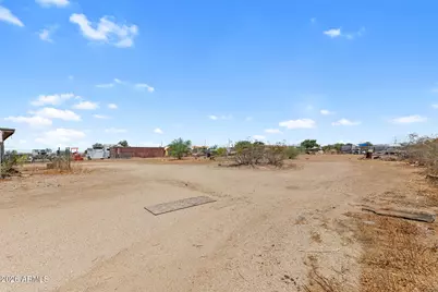 31116 N 231st Avenue, Wittmann, AZ 85361 - Photo 9