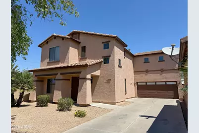 3998 W Roundabout Circle, Chandler, AZ 85226 - Photo 1