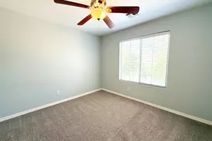 3998 W Roundabout Cir, Chandler, AZ 85226 - Photo 17