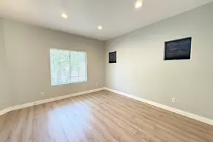 3998 W Roundabout Cir, Chandler, AZ 85226 - Photo 7