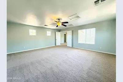 3998 W Roundabout Circle, Chandler, AZ 85226 - Photo 21