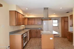 8339 E Cholla St, Scottsdale, AZ 85260 - Photo 7